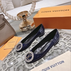 Louis Vuitton Flat Shoes